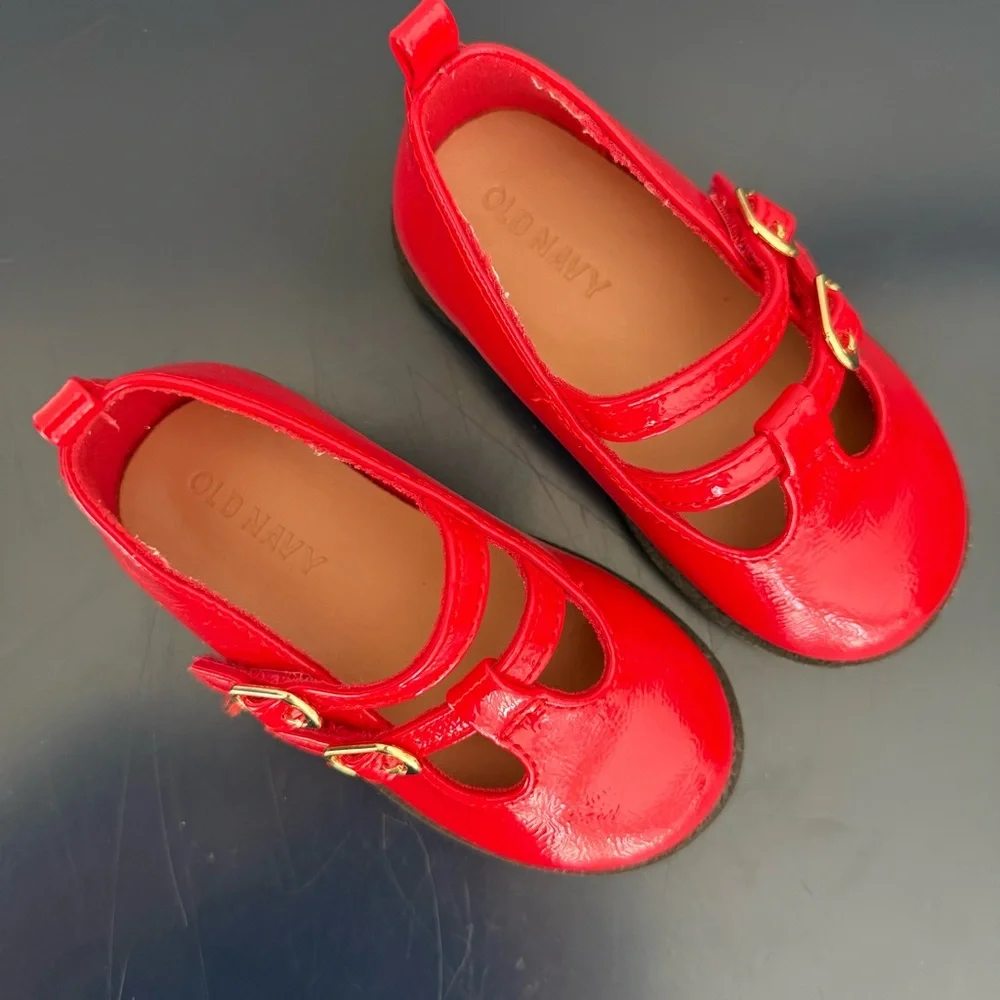 Old Navy Toddler Girls Mary Jane Red Buckle Flat Shoes Size 6c - Picture 2 of 7